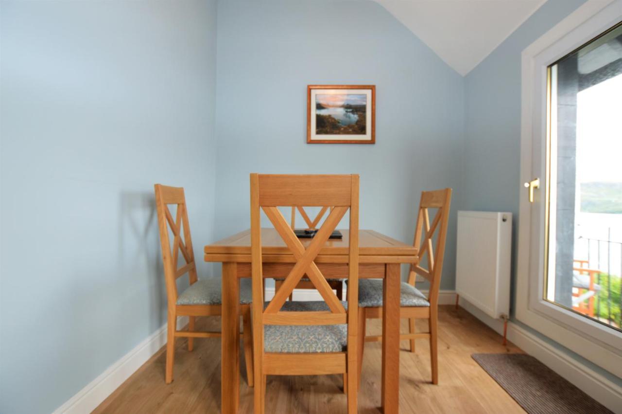 Upper Alta Apartment Tighnabruaich Bagian luar foto