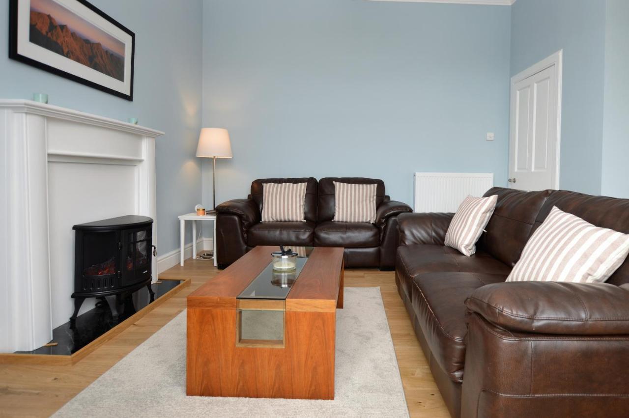 Upper Alta Apartment Tighnabruaich Bagian luar foto
