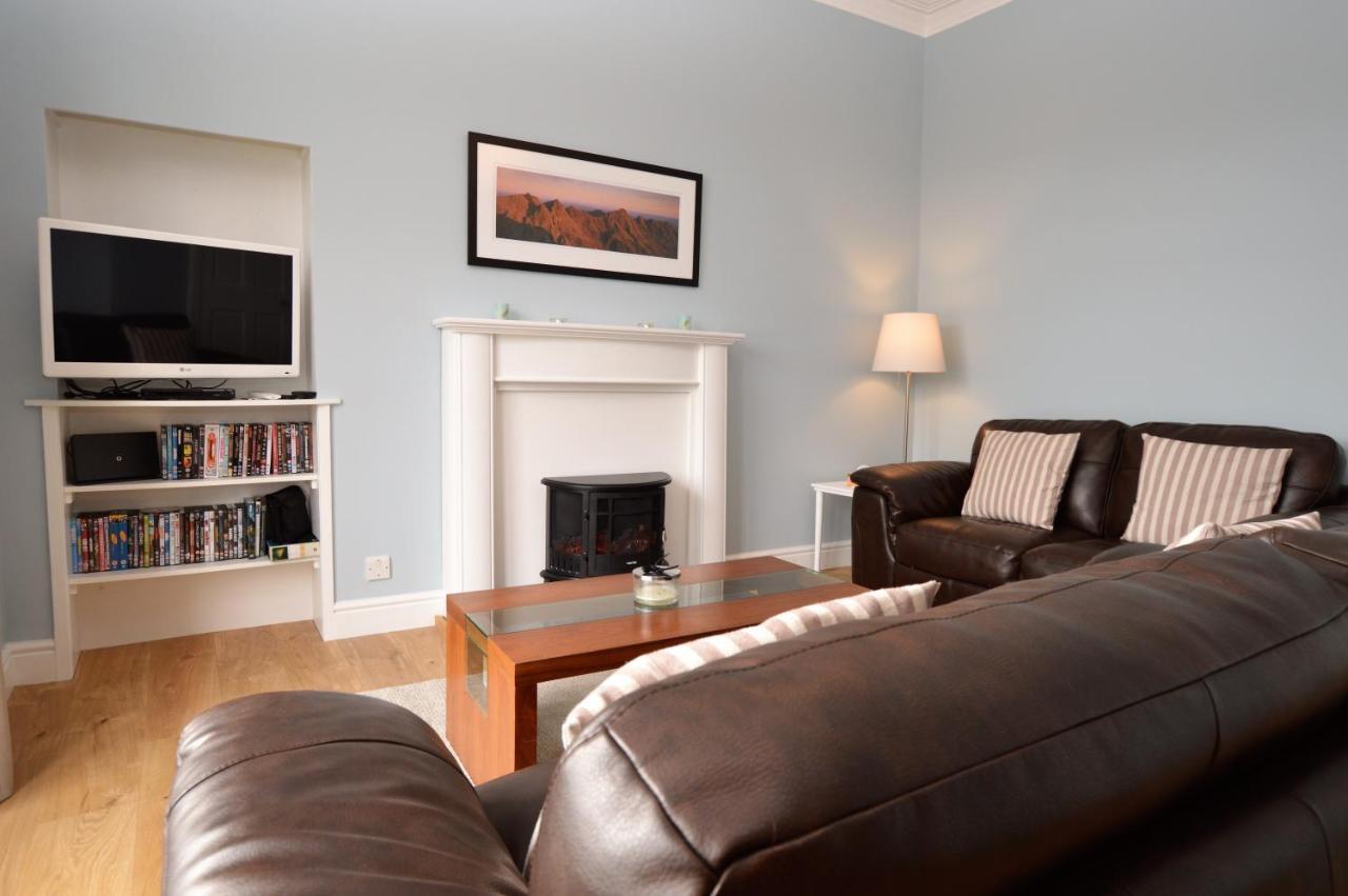 Upper Alta Apartment Tighnabruaich Bagian luar foto