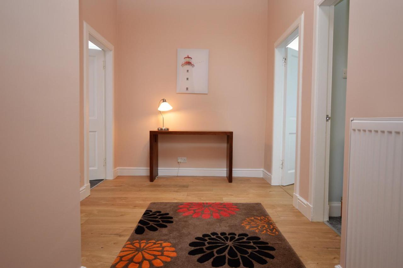 Upper Alta Apartment Tighnabruaich Bagian luar foto